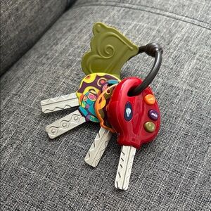 B. Toys Electronic LucKeys pretend play keys